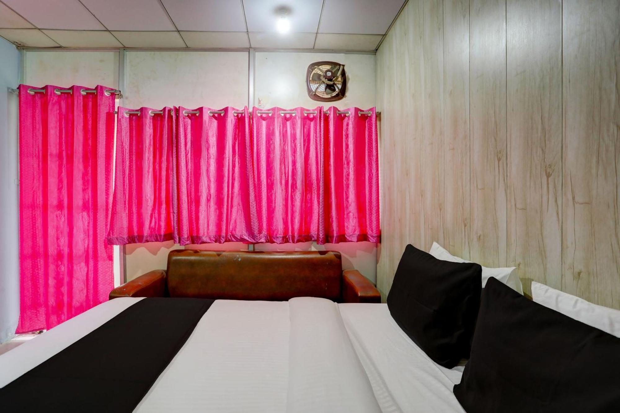 Collection O Harsh Hotel & Restaurant Bhiwadi Kültér fotó